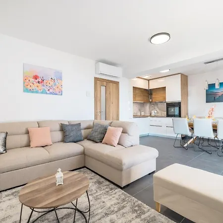 Apartament Elegance *