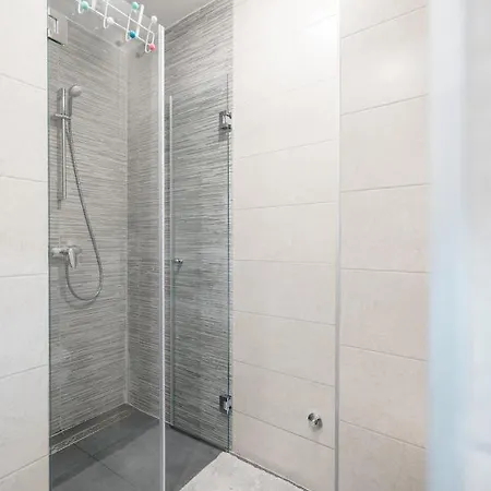 Elegance Apartament *